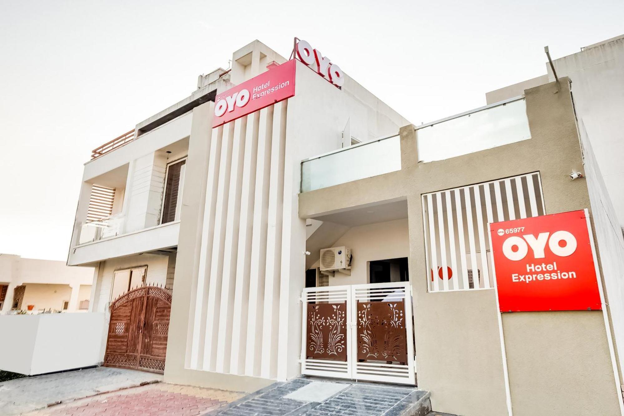 Hotel O Expression Indore Esterno foto