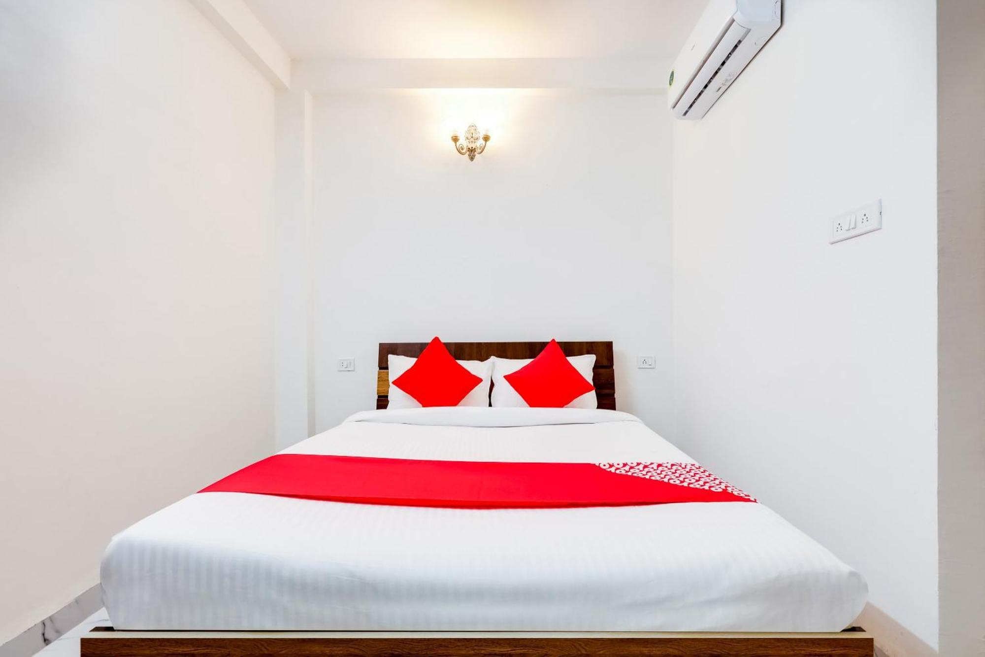 Hotel O Expression Indore Esterno foto